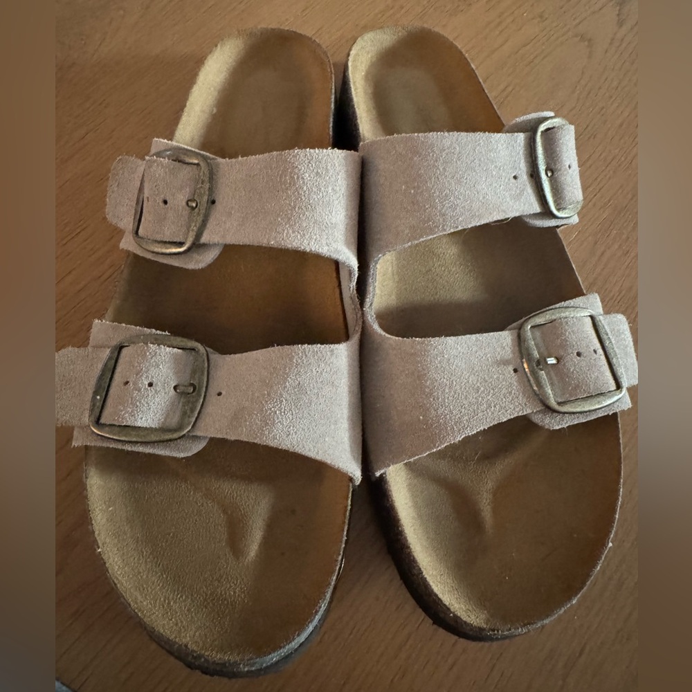 Women’s taupe buckle sandals